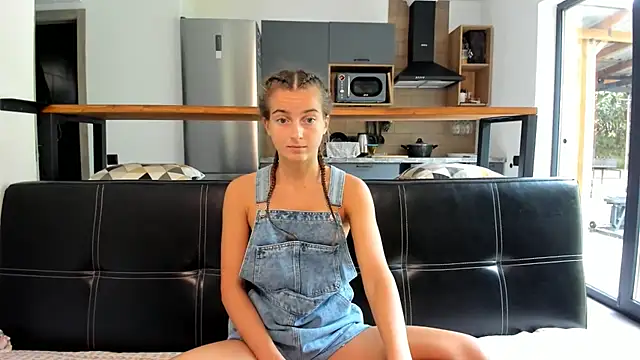 Snapshot of ElizSweet chatting on 16, 10, 2025 ElizSweet online show from 16, 10, 2025