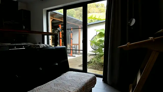 Snapshot of ElizSweet chatting on 21, 10, 2025 ElizSweet online show from 21, 10, 2025