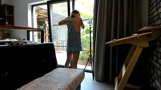 Snapshot of ElizSweet chatting on 15, 10, 2025 ElizSweet online show from 15, 10, 2025