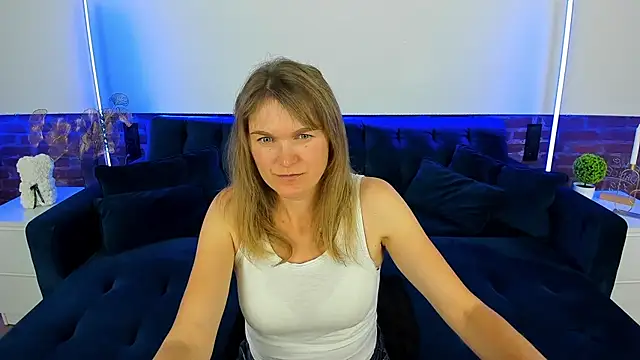 Snapshot of Anabell_xxx chatting on 2, 10, 2025 Anabell xxx online show from 2, 10, 2025