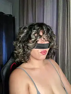 Snapshot of nenalayla chatting on 28, 5, 2026 nenalayla online show from 28, 5, 2026