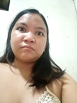 milkytitsmom4u online show from 7, 4, 2026