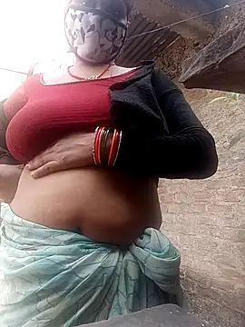 Snapshot of Lattika-Bhabhi chatting on 19, 11, 2025 Lattika-Bhabhi online show from 19, 11, 2025