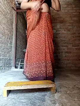 Snapshot of Lattika-Bhabhi chatting on 4, 6, 2026 Lattika-Bhabhi online show from 4, 6, 2026