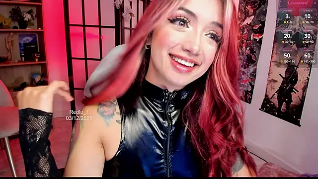 Snapshot of Redlu_1 chatting on 4, 12, 2025 Redlu 1 online show from 4, 12, 2025