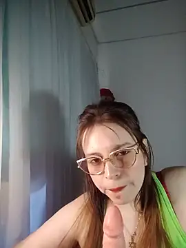 lorenitabella online show from 17, 6, 2026