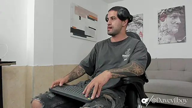 Davevilboy online show from 19, 9, 2025