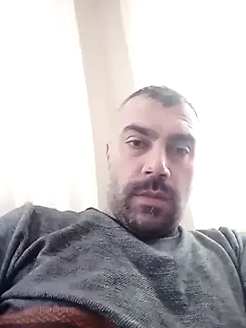 Snapshot of kevgir08 chatting on 2, 1, 2025 kevgir08 online show from 2, 1, 2025