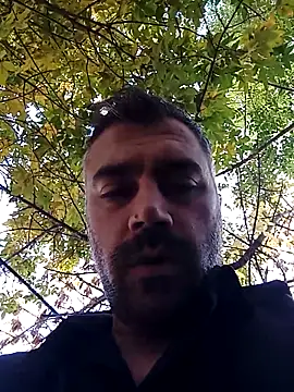 Snapshot of kevgir08 chatting on 15, 10, 2025 kevgir08 online show from 15, 10, 2025