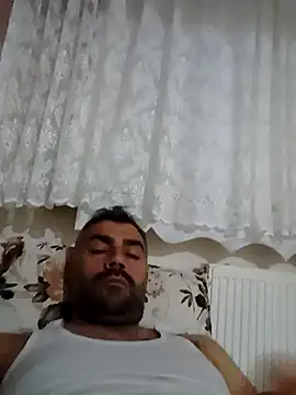 Snapshot of kevgir08 chatting on 16, 10, 2025 kevgir08 online show from 16, 10, 2025