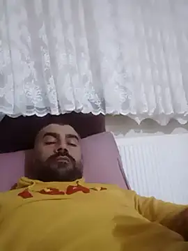 Snapshot of kevgir08 chatting on 15, 12, 2024 kevgir08 online show from 15, 12, 2024