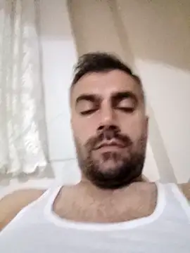 Snapshot of kevgir08 chatting on 27, 10, 2025 kevgir08 online show from 27, 10, 2025