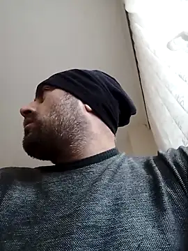 Snapshot of kevgir08 chatting on 11, 2, 2025 kevgir08 online show from 11, 2, 2025