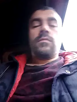 Snapshot of kevgir08 chatting on 4, 1, 2025 kevgir08 online show from 4, 1, 2025