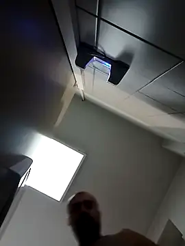 Snapshot of kevgir08 chatting on 6, 12, 2024 kevgir08 online show from 6, 12, 2024