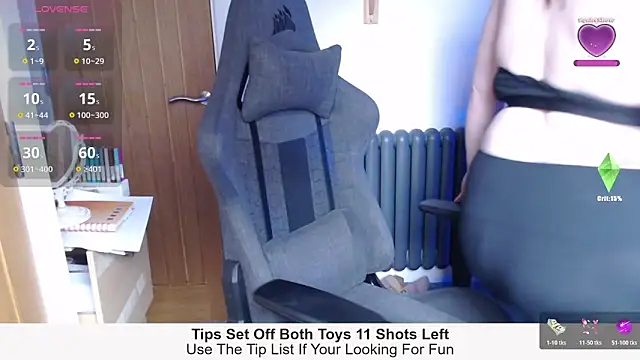 Rebecca Summer online show from 21, 2, 2026