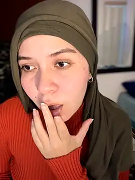 MatchedEyebrow online show from 17, 4, 2026