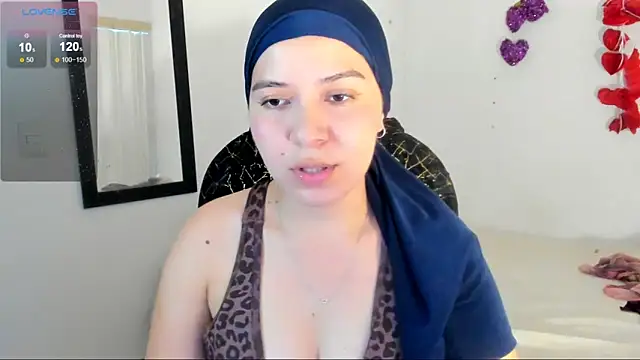 Snapshot of MatchedEyebrow chatting on 15, 5, 2026 MatchedEyebrow online show from 15, 5, 2026