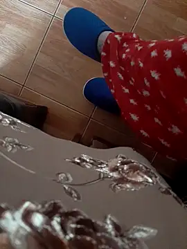 Snapshot of feet_toes chatting on 10, 10, 2025 feet toes online show from 10, 10, 2025