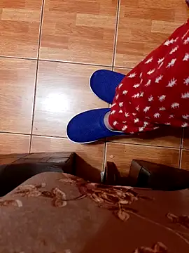 Snapshot of feet_toes chatting on 23, 10, 2025 feet toes online show from 23, 10, 2025