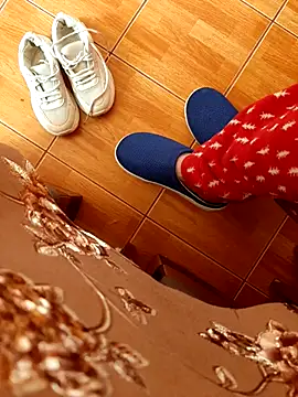 Snapshot of feet_toes chatting on 30, 10, 2025 feet toes online show from 30, 10, 2025