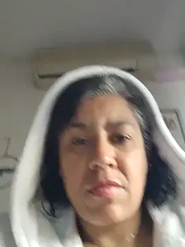 Molly newman6 online show from 13, 4, 2026