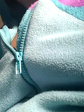 Molly newman6 online show from 16, 4, 2026