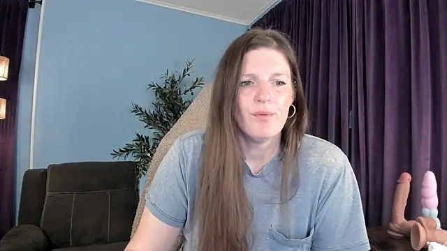 Kelly Carolina online show from 28, 4, 2026