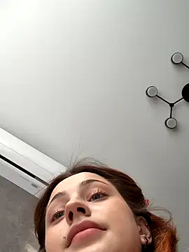 Camilla Railian online show from 27, 10, 2025