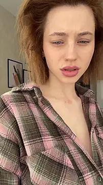 Camilla Railian online show from 4, 4, 2026