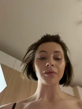 Snapshot of Camilla_Railian chatting on 2, 5, 2026 Camilla Railian online show from 2, 5, 2026
