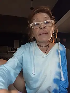 Snapshot of FrozenWaffle chatting on 18, 5, 2026 FrozenWaffle online show from 18, 5, 2026