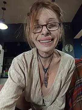 Snapshot of FrozenWaffle chatting on 25, 5, 2026 FrozenWaffle online show from 25, 5, 2026