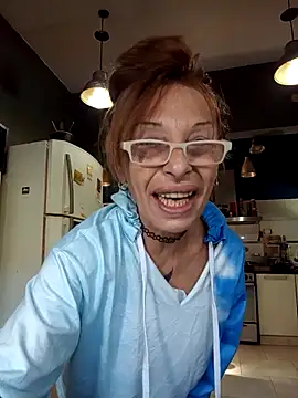 Snapshot of FrozenWaffle chatting on 3, 5, 2026 FrozenWaffle online show from 3, 5, 2026