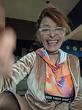 Snapshot of FrozenWaffle chatting on 24, 5, 2026 FrozenWaffle online show from 24, 5, 2026