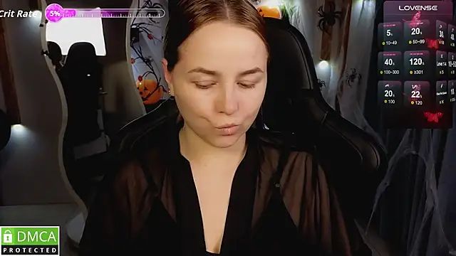 Snapshot of Mira_Mermayd chatting on 6, 11, 2025 Mira Mermayd online show from 6, 11, 2025