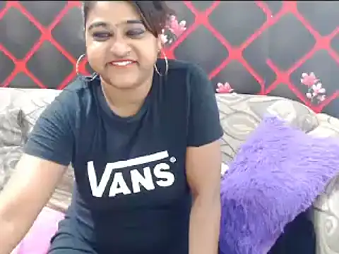 indian glitter online show from 5, 3, 2025