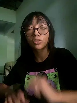 Karmakuro online show from 15, 9, 2025