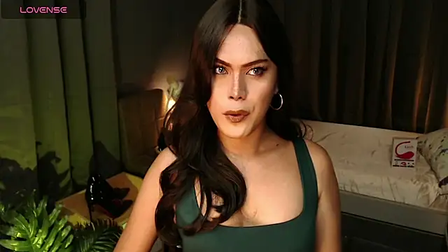 SweetieZeveey  online show from 20, 12, 2025