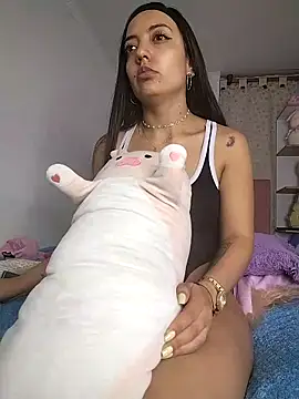amycute  online show from 6, 2, 2025