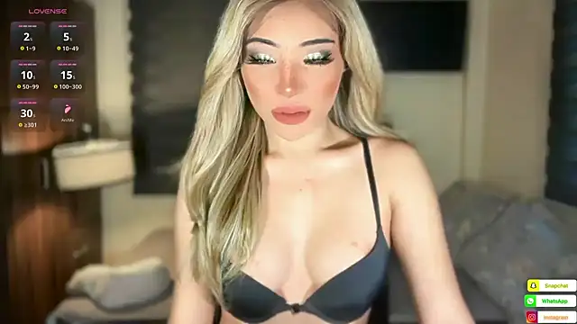 Snapshot of bella_maxwel chatting on 1, 5, 2026 bella maxwel online show from 1, 5, 2026