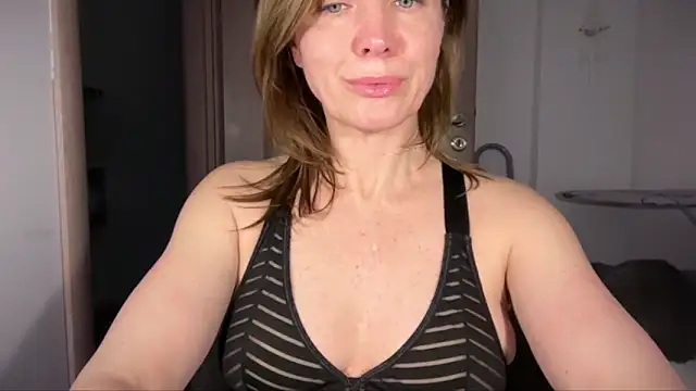 RachellAmazing online show from 28, 4, 2026