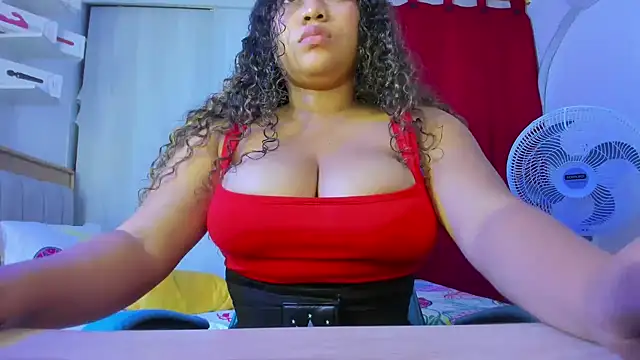 Lunastar02 online show from 1, 12, 2025