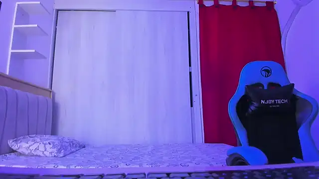 Lunastar02 online show from 18, 1, 2026