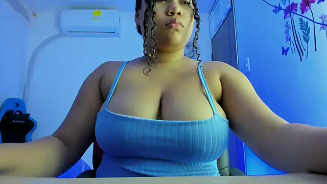 Lunastar02 online show from 23, 2, 2026