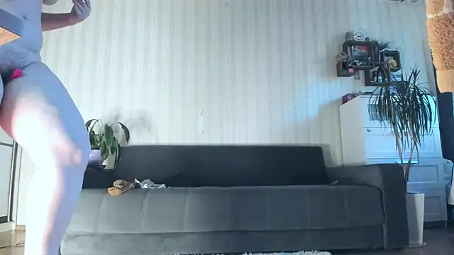 Jessica Rubatte online show from 20, 4, 2026