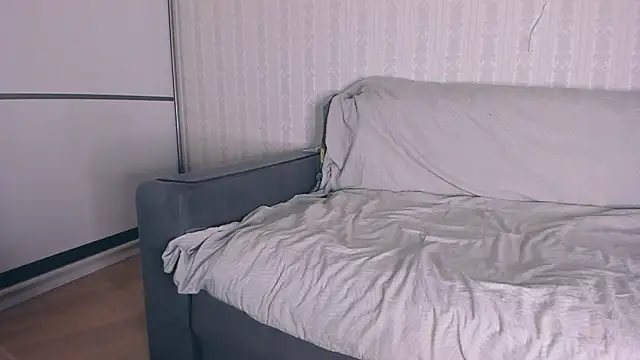 Jessica Rubatte online show from 16, 12, 2025