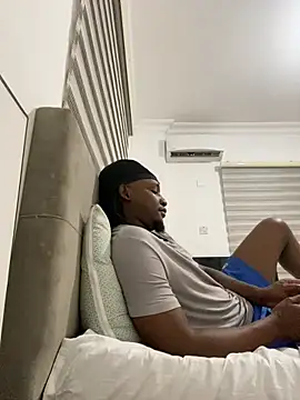 Snapshot of finefinance chatting on 9, 11, 2025 finefinance online show from 9, 11, 2025