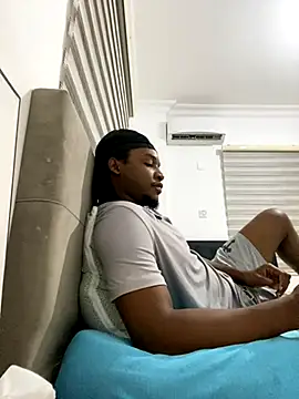 Snapshot of finefinance chatting on 25, 10, 2025 finefinance online show from 25, 10, 2025