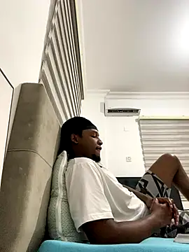 Snapshot of finefinance chatting on 18, 10, 2025 finefinance online show from 18, 10, 2025